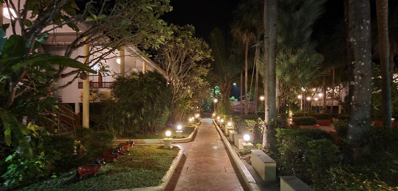 Phu Pha Phung Resort Suan Phueng Buitenkant foto