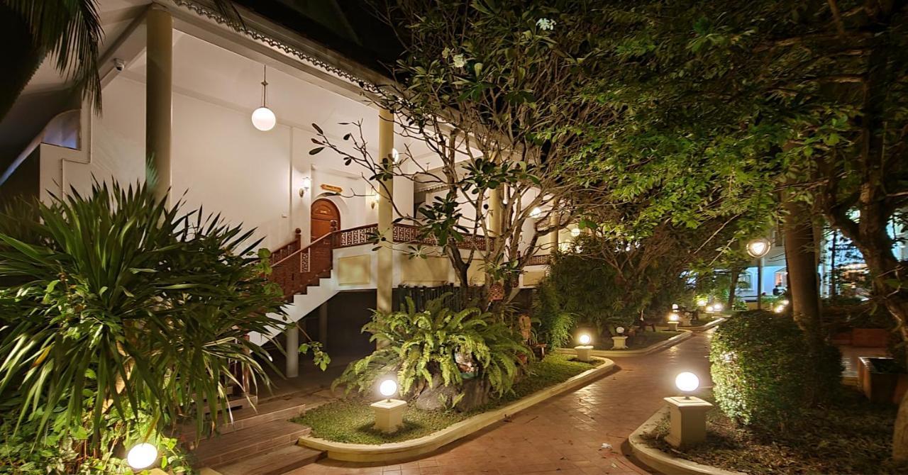 Phu Pha Phung Resort Suan Phueng Buitenkant foto