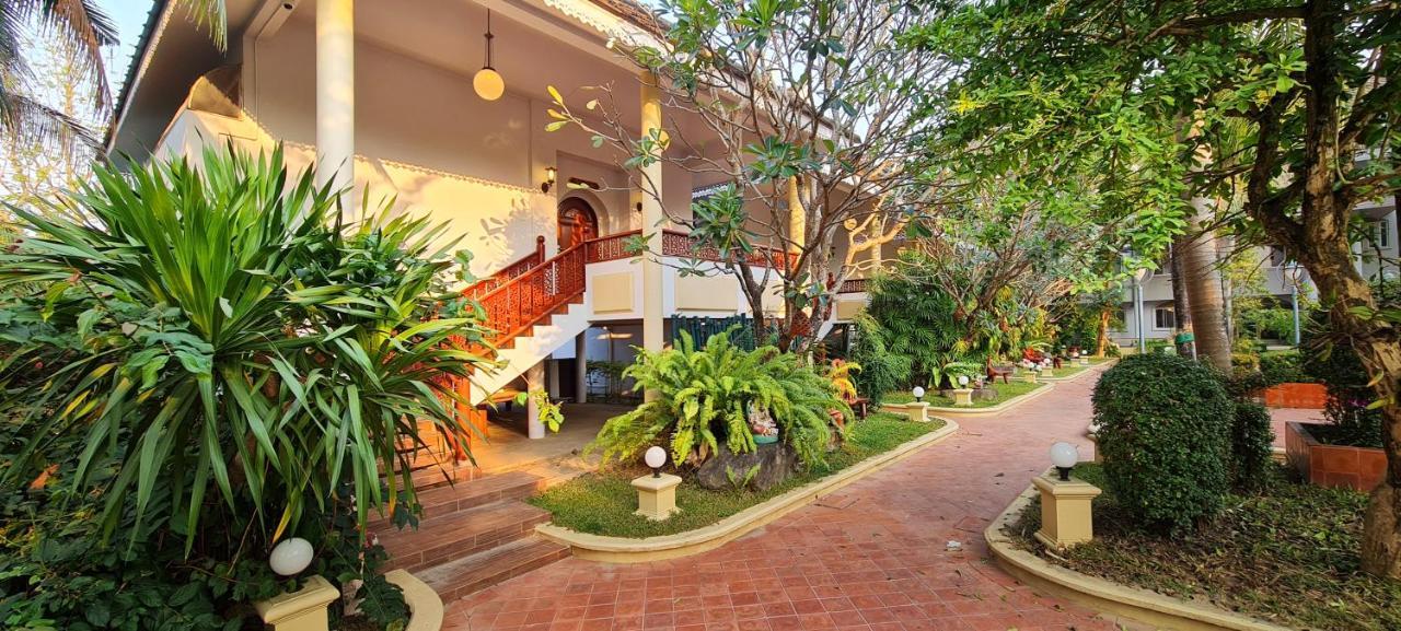 Phu Pha Phung Resort Suan Phueng Buitenkant foto