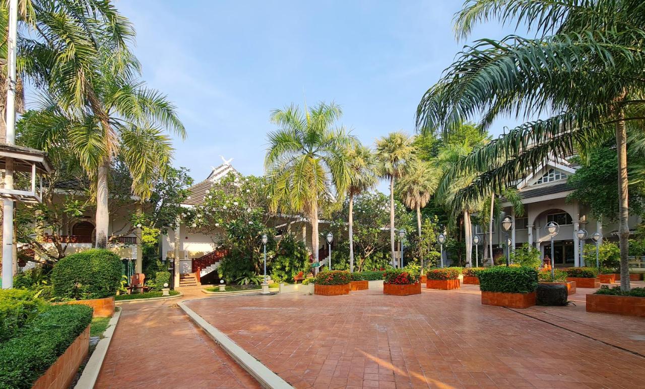 Phu Pha Phung Resort Suan Phueng Buitenkant foto